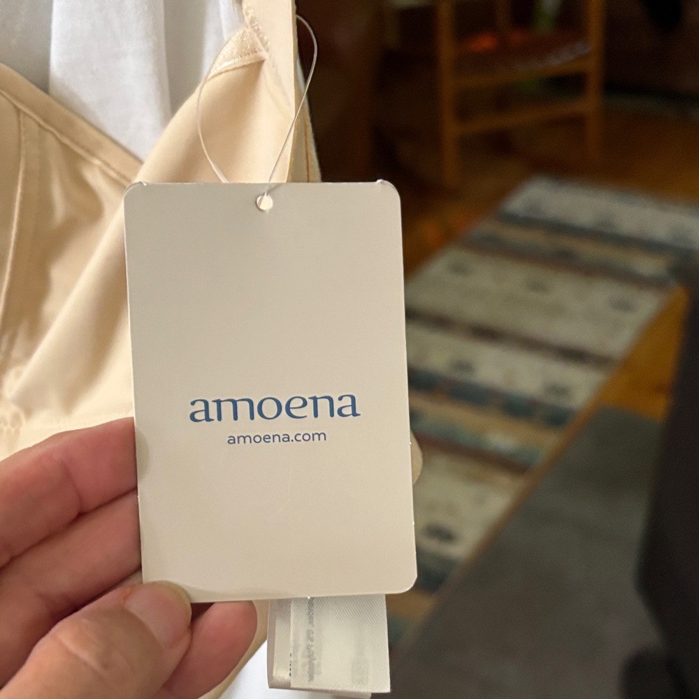 Amonena Elegant Beige Bra NWT SIZE 44D - Picture 3 of 8